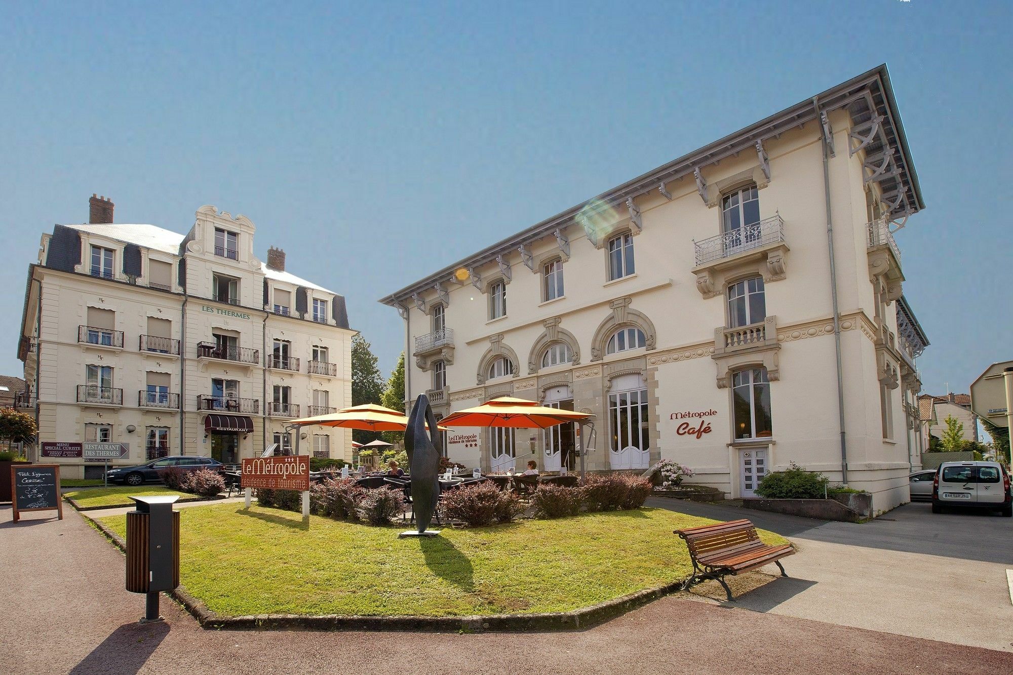 Garden & City Luxeuil Ex Le Metropole Et Les Thermes Luxeuil-les-Bains Exterior foto