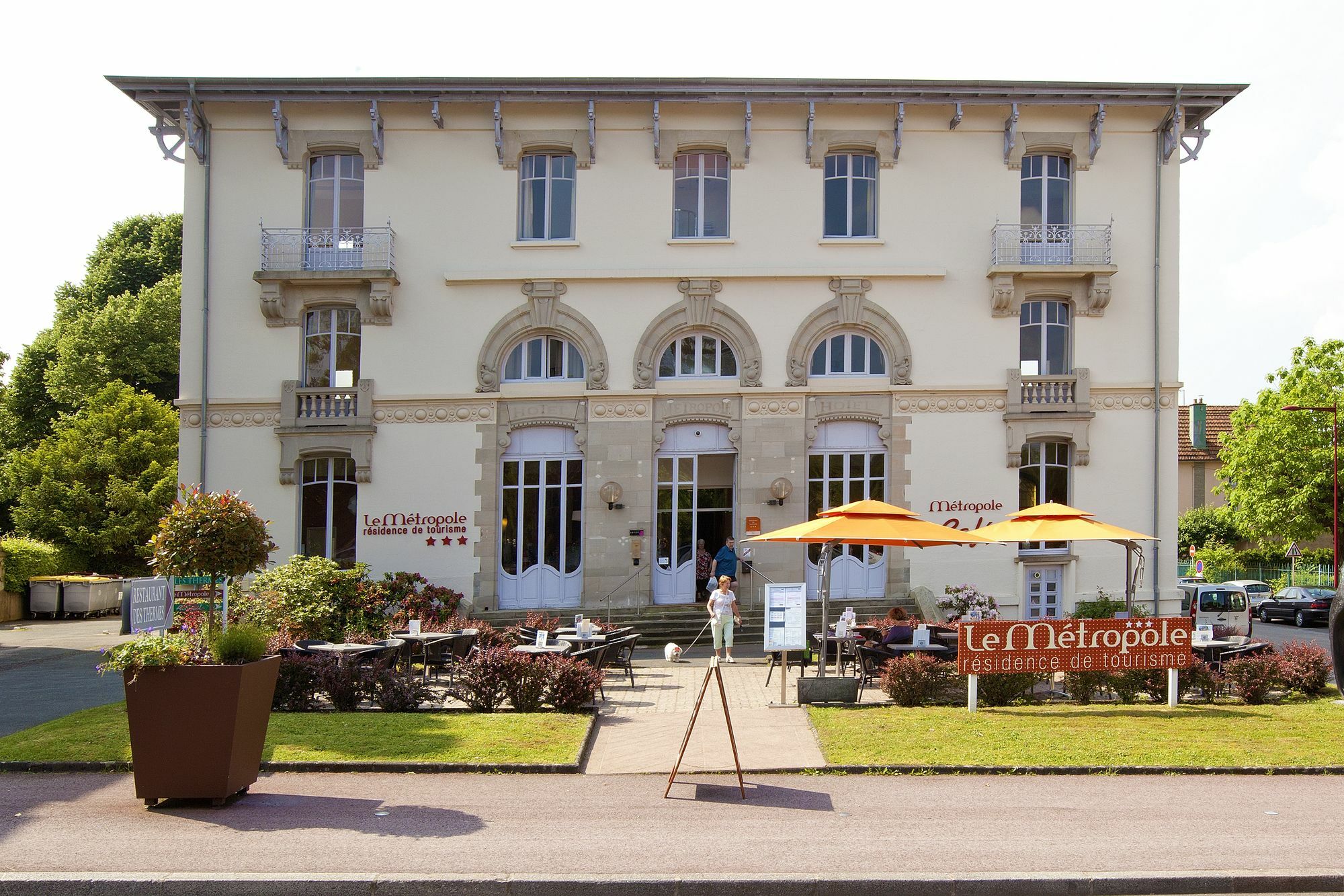 Garden & City Luxeuil Ex Le Metropole Et Les Thermes Luxeuil-les-Bains Exterior foto