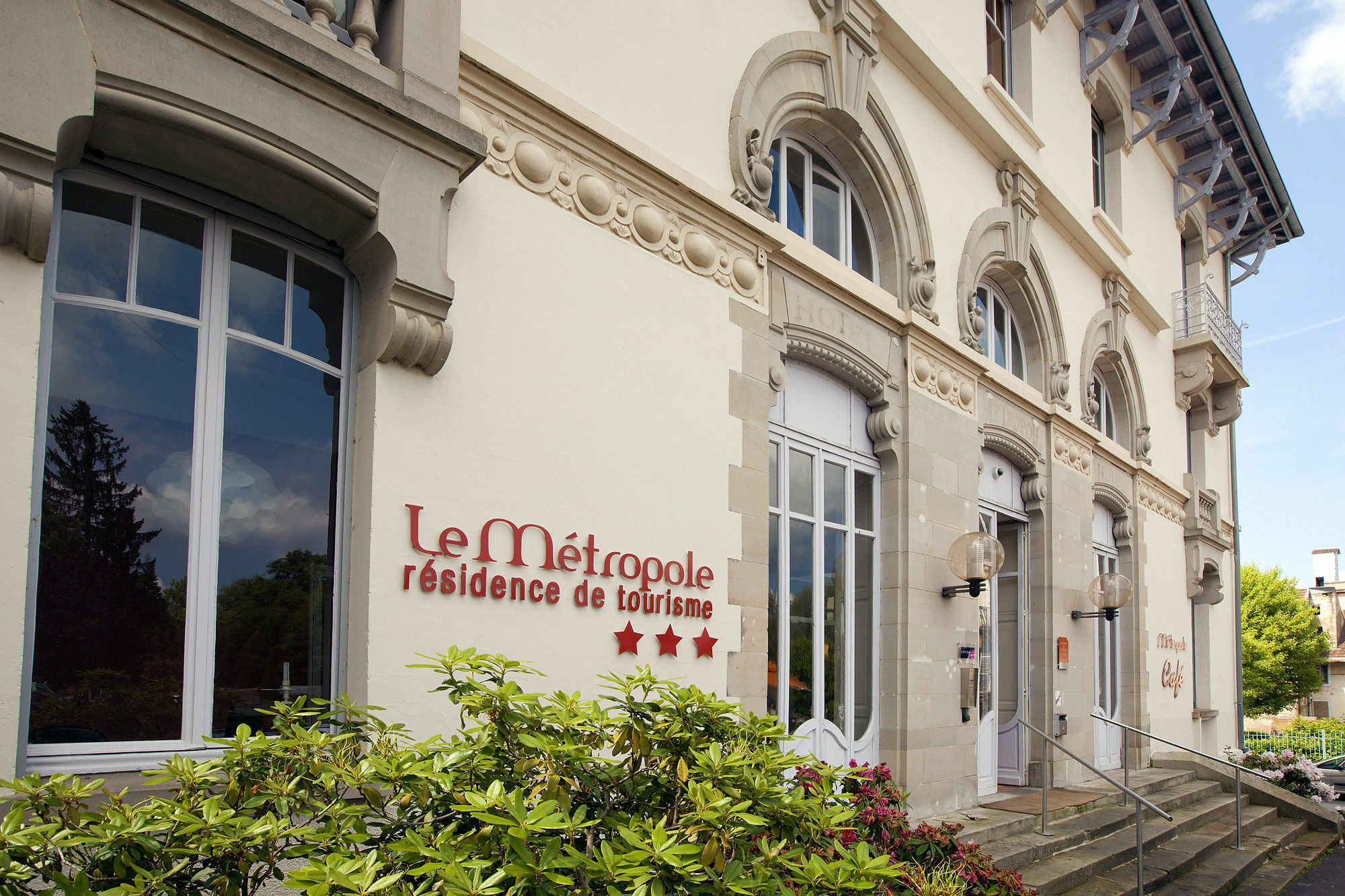 Garden & City Luxeuil Ex Le Metropole Et Les Thermes Luxeuil-les-Bains Exterior foto