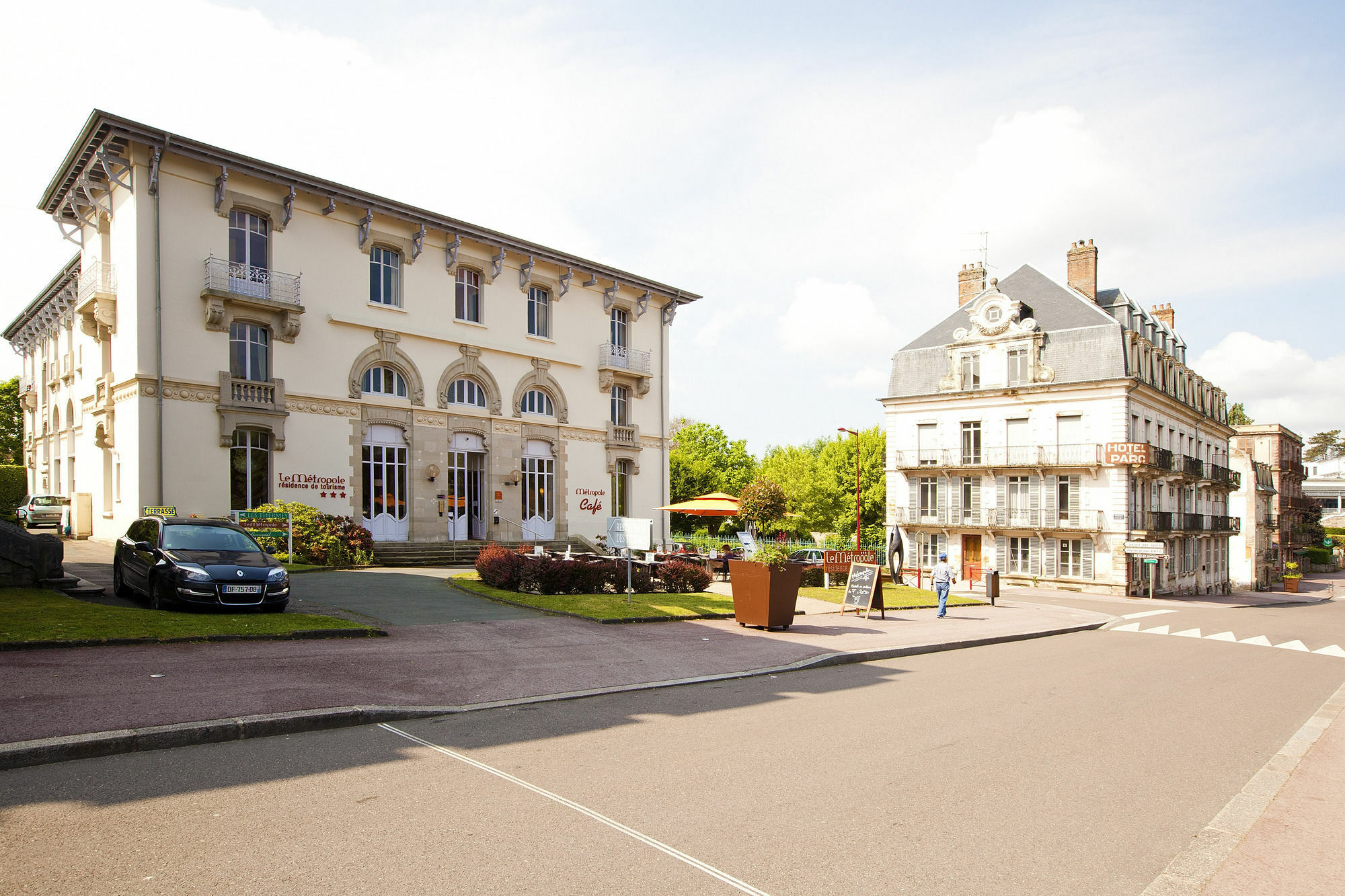 Garden & City Luxeuil Ex Le Metropole Et Les Thermes Luxeuil-les-Bains Exterior foto